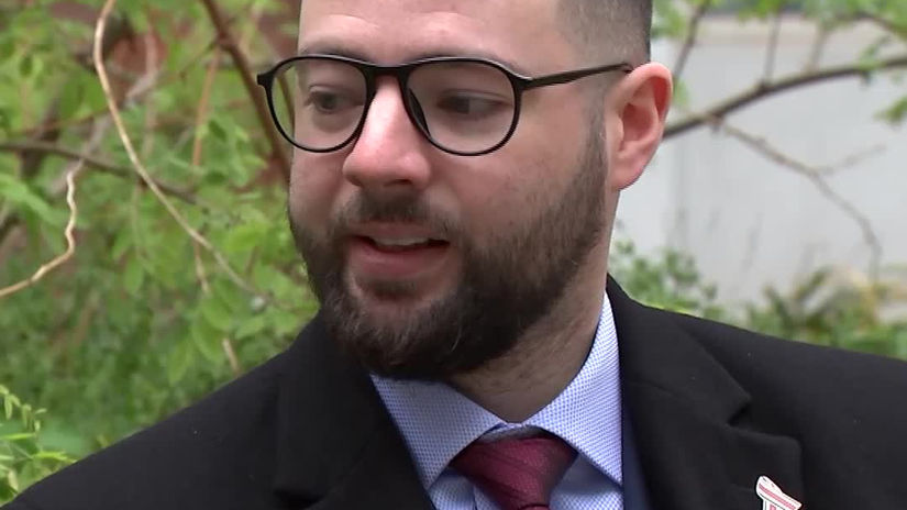 Son campaigns against the NHS 'Blood Scandal' that killed his father | 5 News